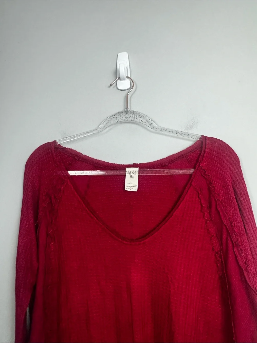 FREE PEOPLE | WE THE FREE Cranberry V-Neck Waffle Thermal Top Women’s Size Small